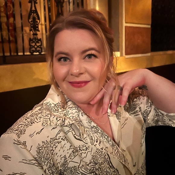 Meet your Posher, Destiny - Picture 3 of 4